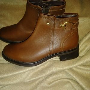 Flexi ankle boots